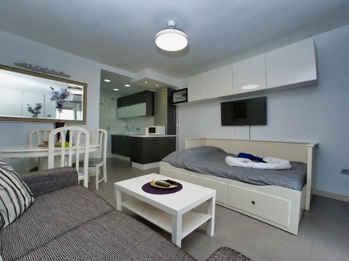 Benalbeach Playa - Estudio En Benalmadena 0*,  Spain